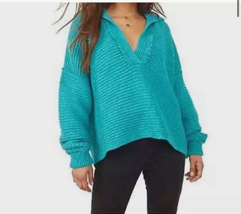 Free People Marlie Pullover Ribbed V-Neck Sweater in Teal